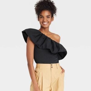 Target Who What Wear black one shoulder ruffle top XS